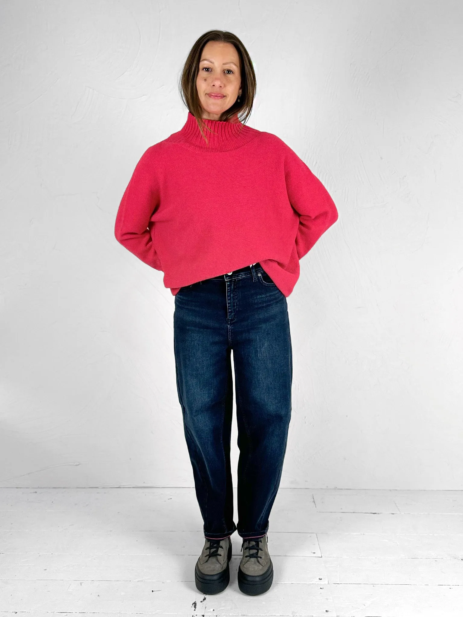 Hanni Barrel Jeans - 2 Colours