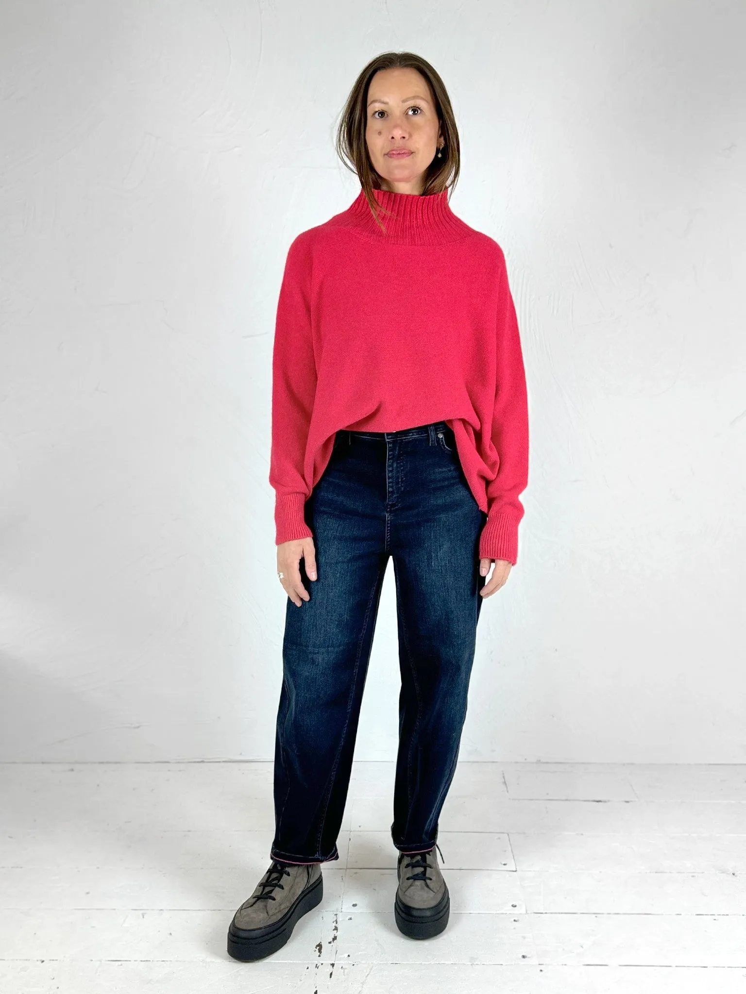 Hanni Barrel Jeans - 2 Colours