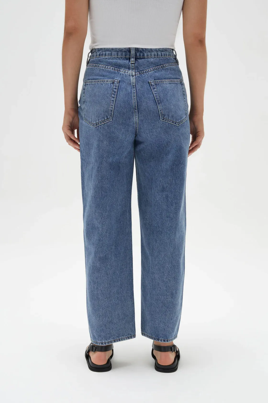 Vintage Straight Jean Dark Stone